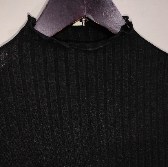 Shein Black Bodysuit 🖤 - Picture 4 of 13